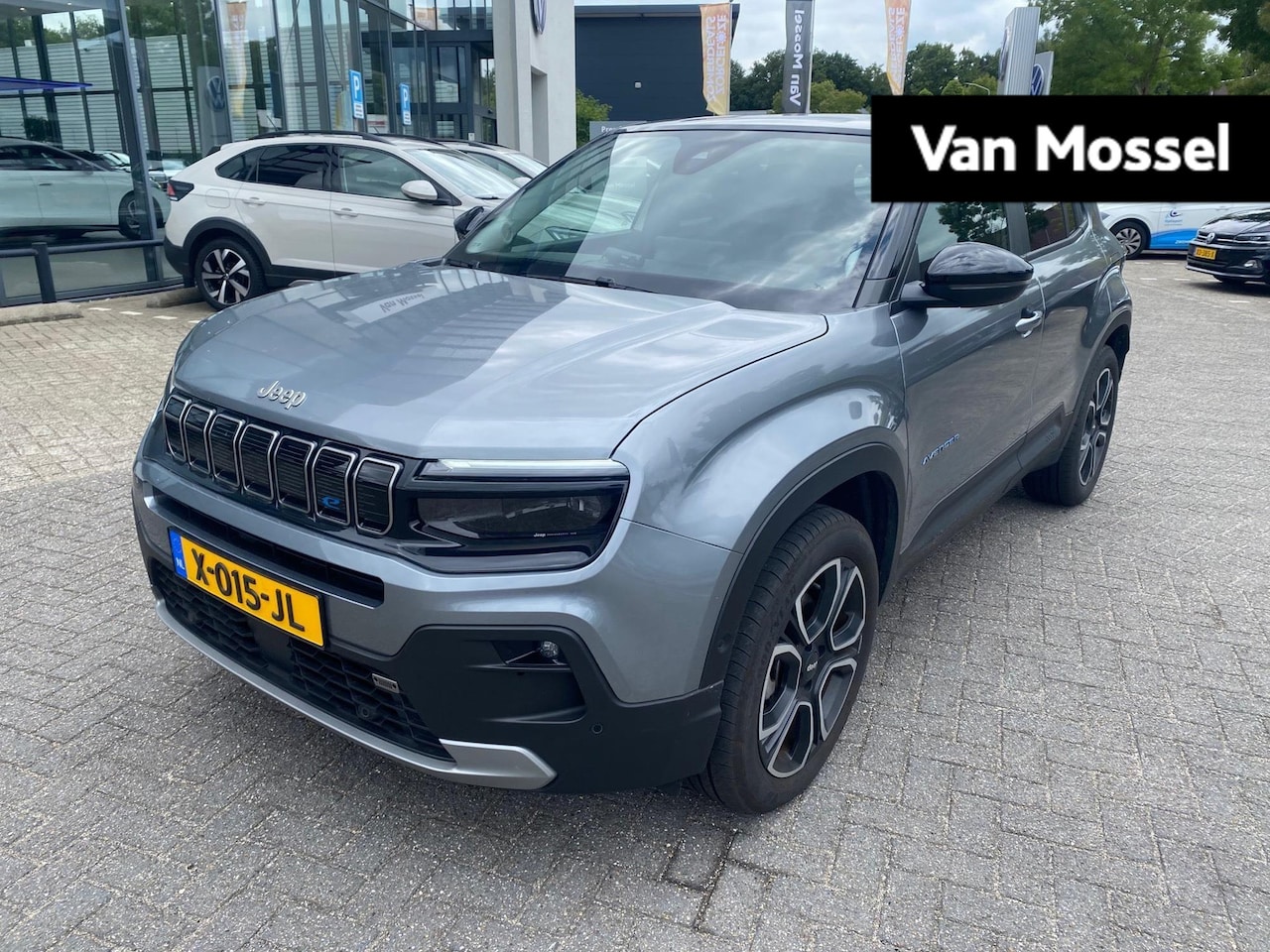 Jeep Avenger - 1st Edition 54 kWh Achteruitrijcamera | Parkeersensoren rondom | Stoelverwarming | Handsfr - AutoWereld.nl