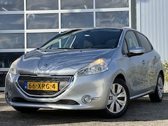 Peugeot 208 - 1.4 VTi Envy 96pk | Bluetooth | Cruise control | Elektrische ramen voor | Navigatiesysteem
