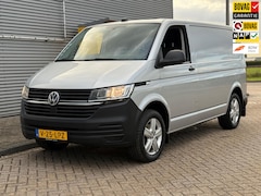 Volkswagen Transporter - 2.0 TDI L1H1 150PK Automaat Navi Camera Nieuwstaat
