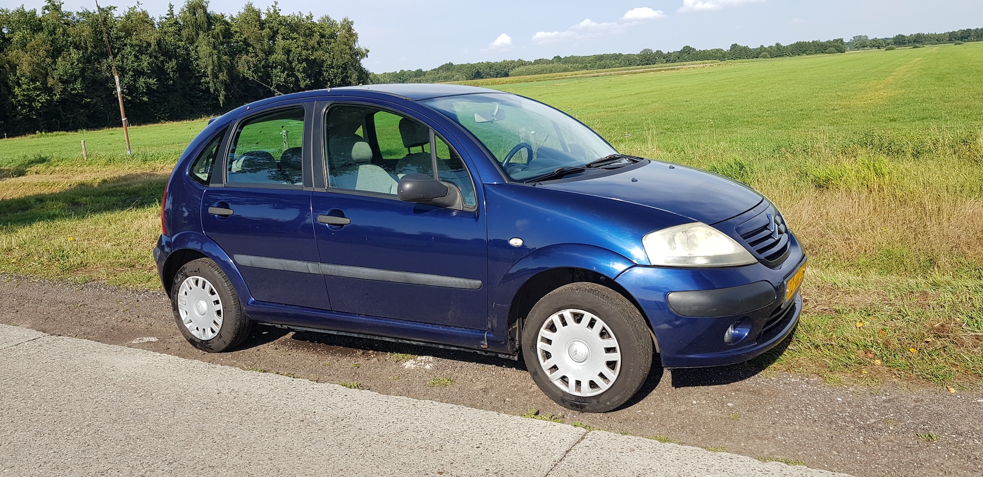 Citroën C3 - 1.4i Ligne Prestige APK tot 08-09-2026 / trekhaak - AutoWereld.nl