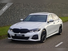 BMW 3-serie - 320i High Executive