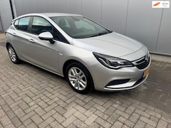 Opel Astra - 1.6 CDTI Business+