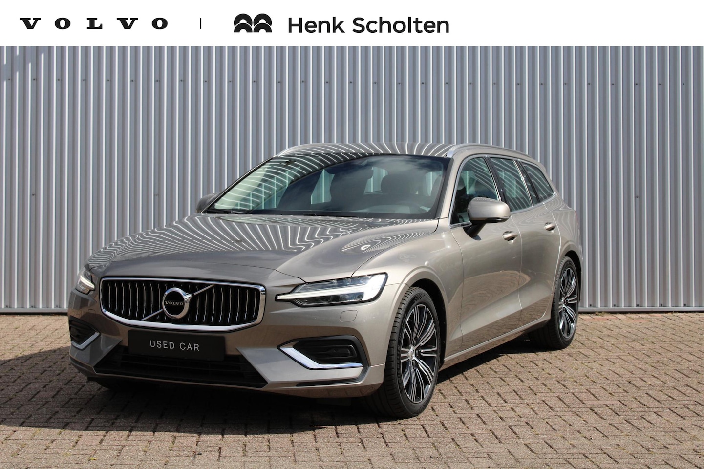 Volvo V60 - T5 Automaat Inscription | Verwarmbare Voorruit | Parkeersensoren | Adaptieve Koplampen | H - AutoWereld.nl