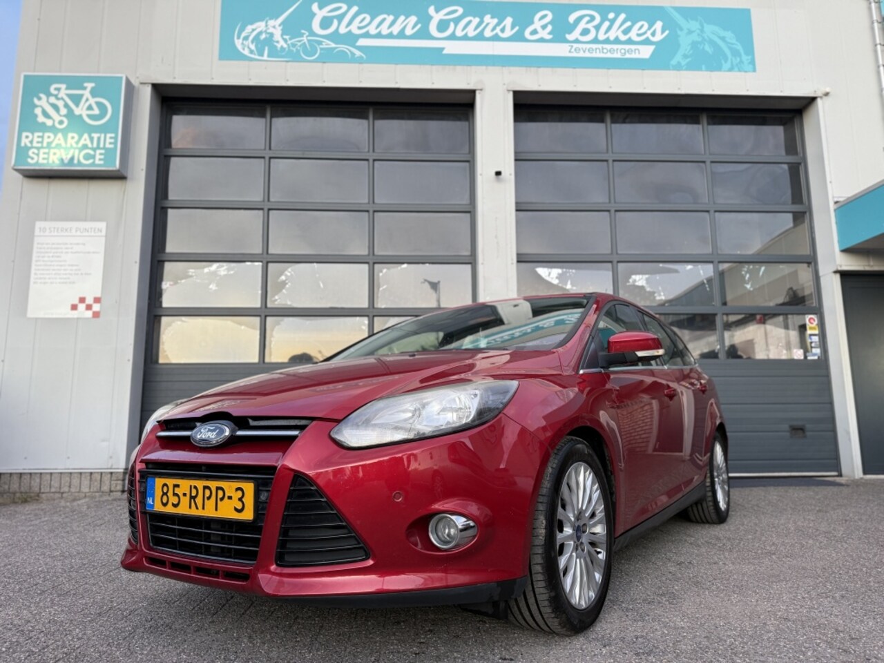 Ford Focus Wagon - 1.6 EcoB. First Ed. - AutoWereld.nl