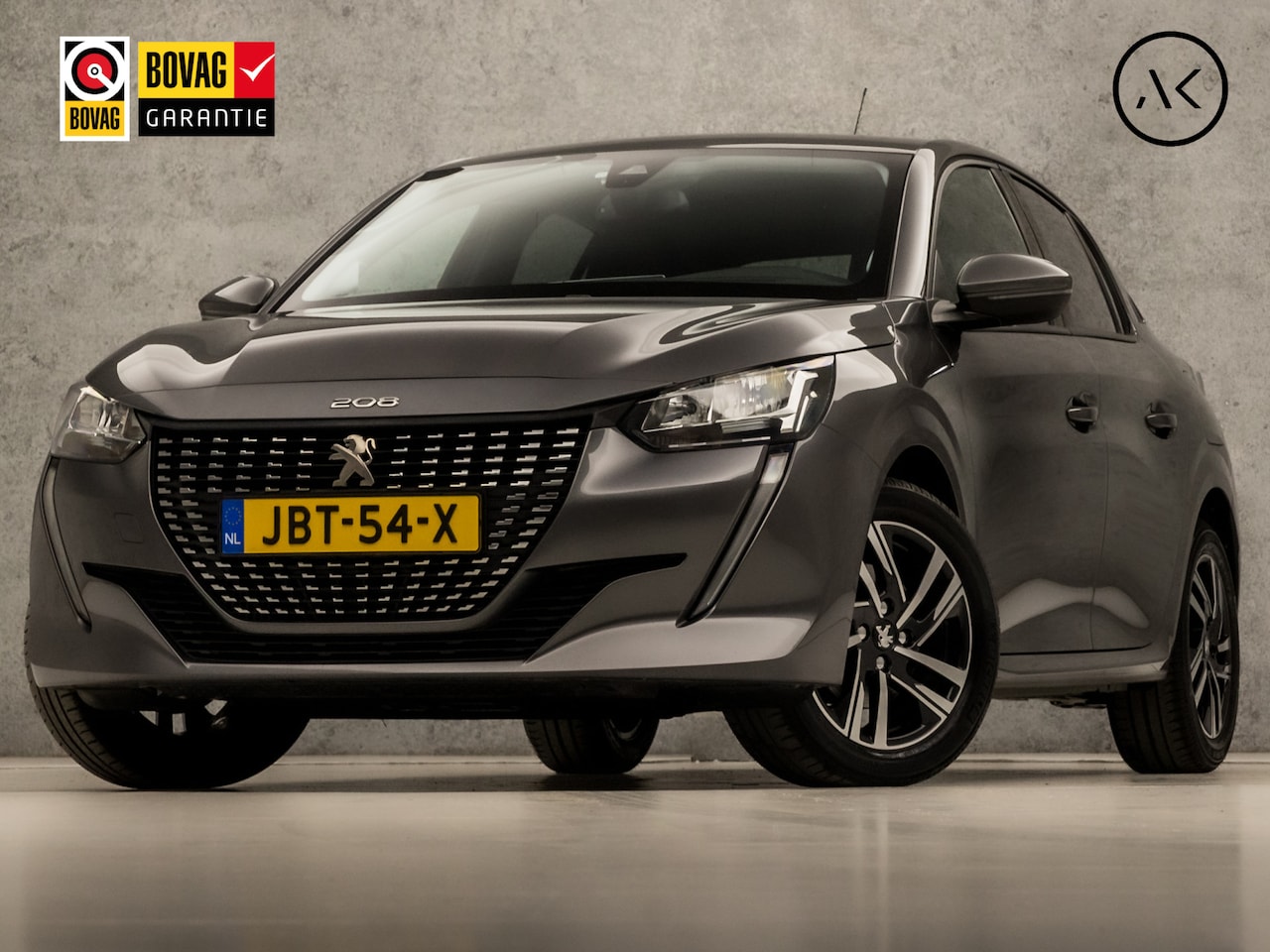 Peugeot 208 - 1.2 PureTech Sport (VIRTUAL COCKPIT, LEDER, APPLE CARPLAY, GROOT NAVI, GETINT GLAS, LM VEL - AutoWereld.nl
