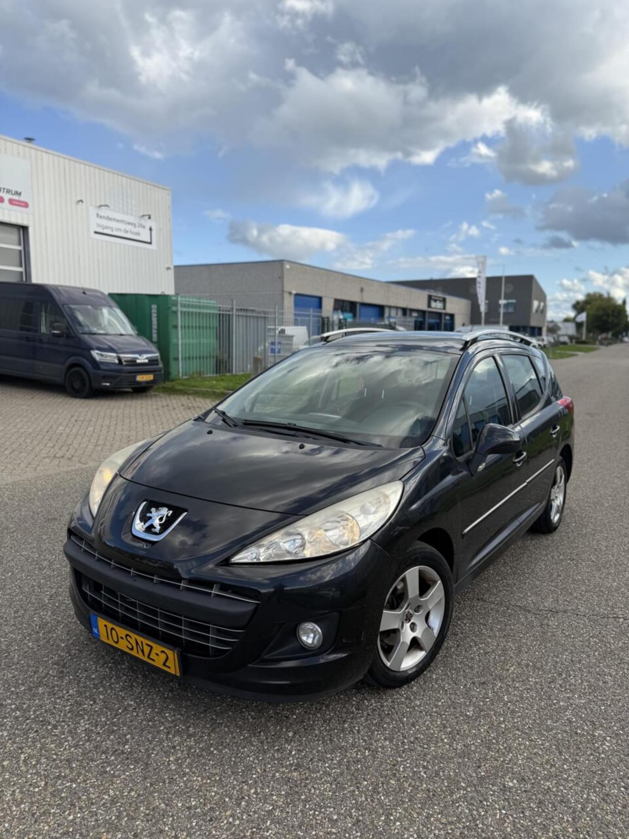 Peugeot 207 SW - 1.6 5-deurs Automaat Glazendak 1e Eigenaar - AutoWereld.nl