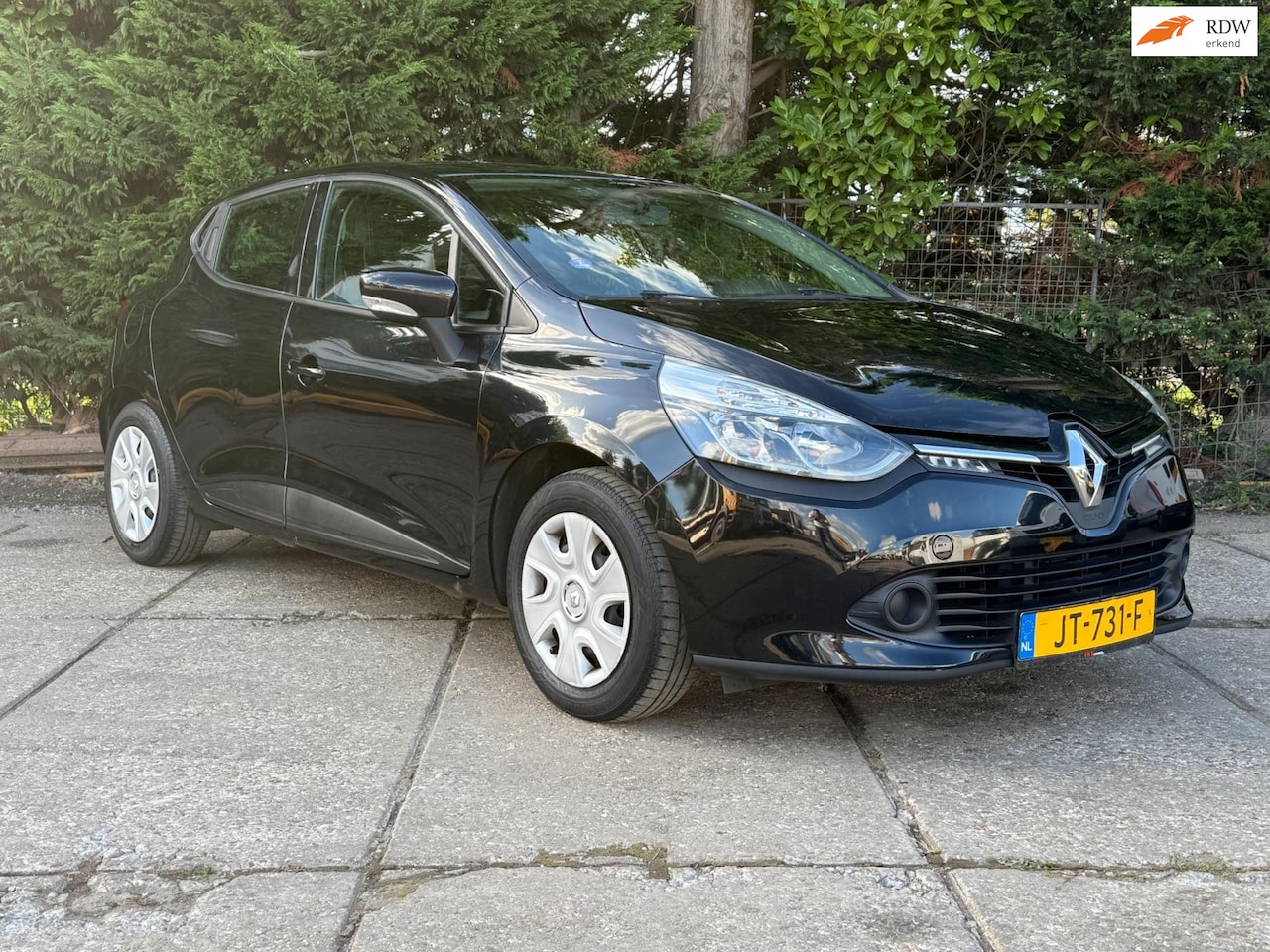 Renault Clio - 0.9 TCe Expression/PDC/NAP/Goed onderhouden/2e eigenaar - AutoWereld.nl