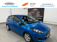Ford Fiesta - 1.25 Titanium AIRCO / 5-DEURS / LM VELGEN