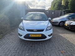 Ford Focus - 1.8 Trend Flexi Fuel