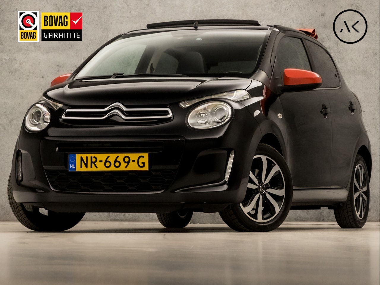 Citroën C1 - 1.0 VTi Airscape Deluxe Automaat (ELEKTRISCH VOUWDAK, LEDER, CAMERA, SCHERM, STOELVERWARMI - AutoWereld.nl