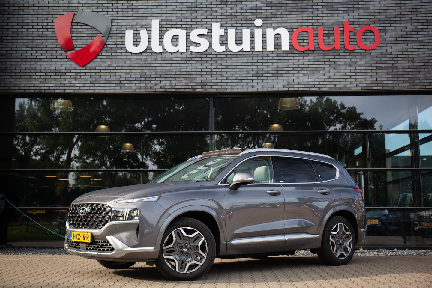 Hyundai Santa Fe - 1.6 T-GDI PHEV Premium Sky 1.6 T-GDI PHEV Premium Sky , Pano dak, HUD, Trekhaak, Stoelverwarming/ventilatie - AutoWereld.nl