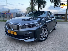 BMW 1-serie - 118i High Automaat Executive M-Pakket Navi Cruise