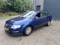 Volkswagen Passat Variant - 2.0 FSI Comfortline Clima Navi Trekhaak