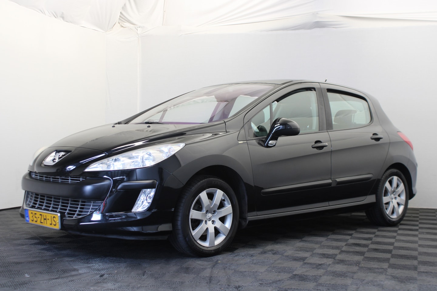Peugeot 308 - 1.6 VTi XS 1.6 VTi XS - AutoWereld.nl