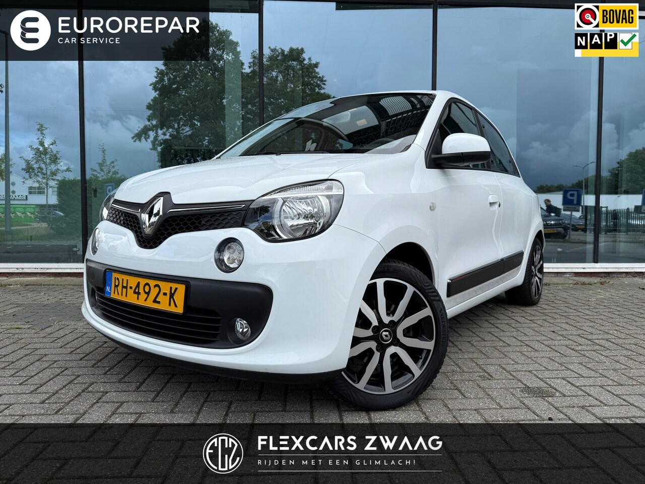 Renault Twingo - 1.0 SCe Intens - Automaat - Navi - Climate - Org.NL - AutoWereld.nl