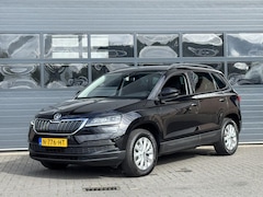 Skoda Karoq - 1.0 TSI STYLE BUSINESS I TREKHAAK I APPLE CARPLAY I ACHTERUITRIJCAMERA I CLIMATE CONTROL