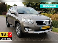 Toyota RAV4 - 2.0 VVTI 158pk X-Style 2WD ECC/cruise/navi/camera/PDC/trekhaak