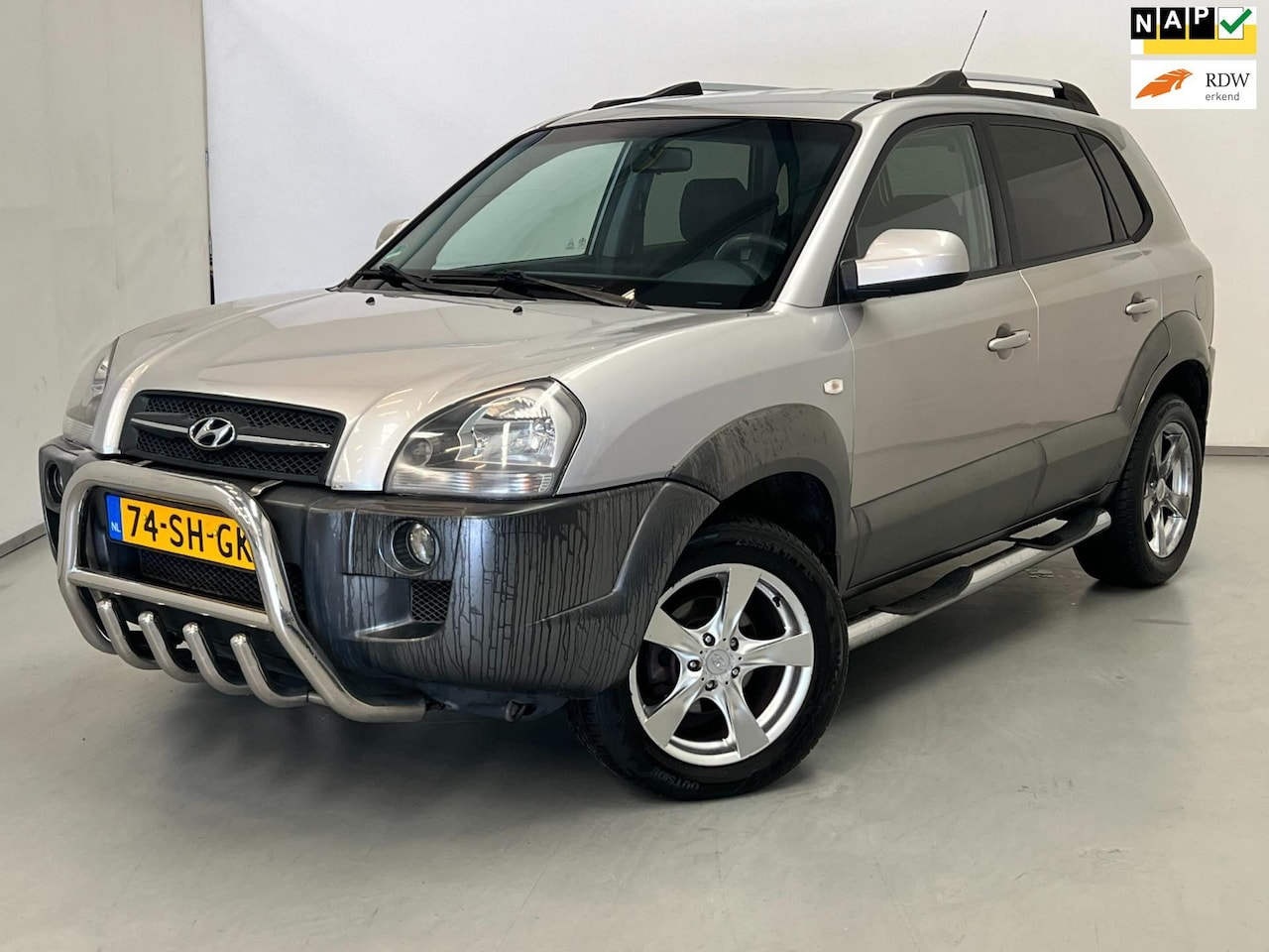 Hyundai Tucson - 2.0i Style / Clima / Trekhaak / Meeneemprijs - AutoWereld.nl