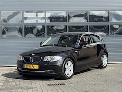 BMW 1-serie - 116I BUSINESS LINE ULTIMATE EDITION I SPORTSTOELEN I LEDEREN BEKLEDING I XENON I NAVIGATIE
