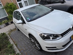 Volkswagen Golf - 1.2 TSI Trendline Lounge Edition