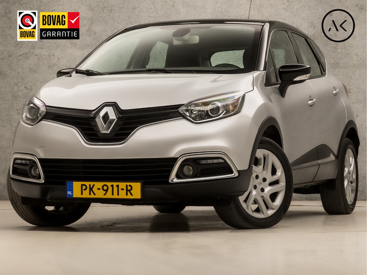 Renault Captur - 1.2 TCe Dynamique Automaat (NAVIGATIE, CLIMATE, CRUISE, CAMERA, SPORTSTOELEN, PARKEERSENSO - AutoWereld.nl