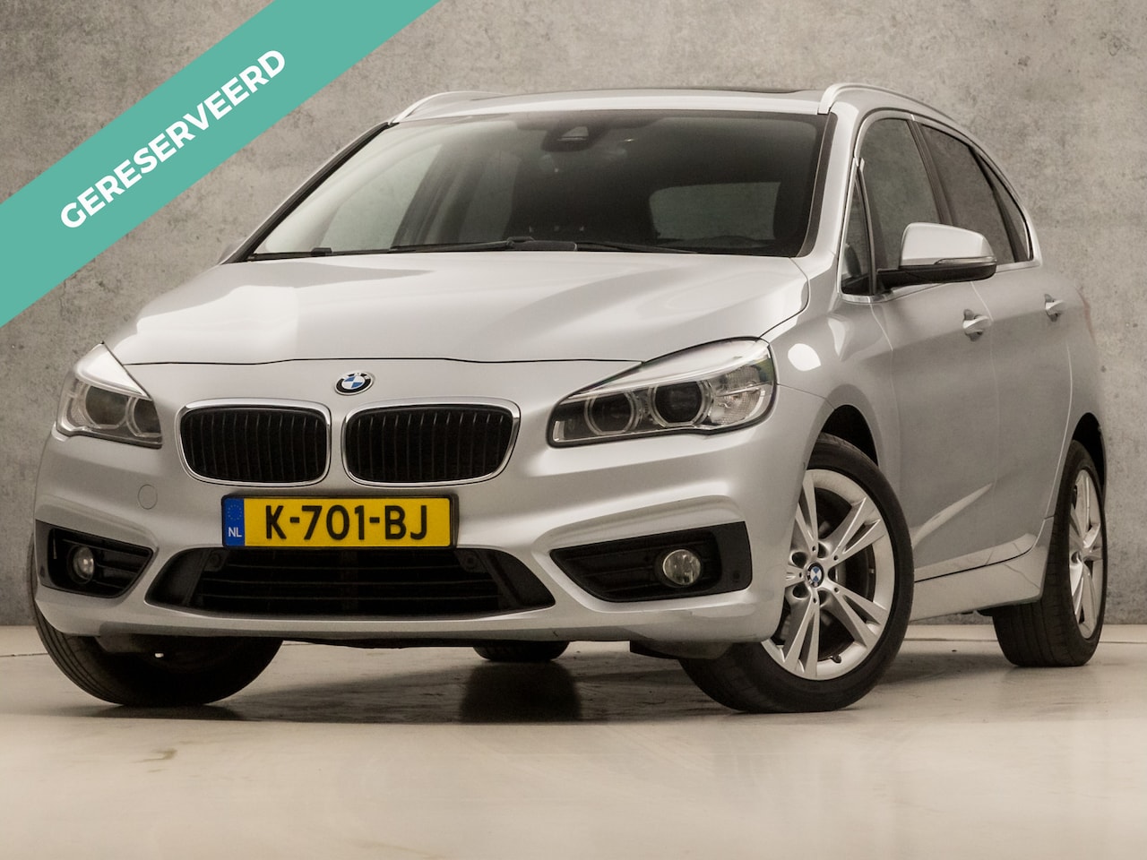 BMW 2-serie Active Tourer - 218i High Executive Sportline (PANORAMADAK, DEALER ONDERHOUDEN, NAVIGATIE, CAMERA, GETINT - AutoWereld.nl