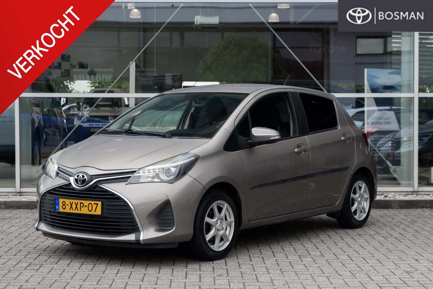 Toyota Yaris - 1.3 VVT-i Aspiration 1.3 VVT-i Aspiration - AutoWereld.nl