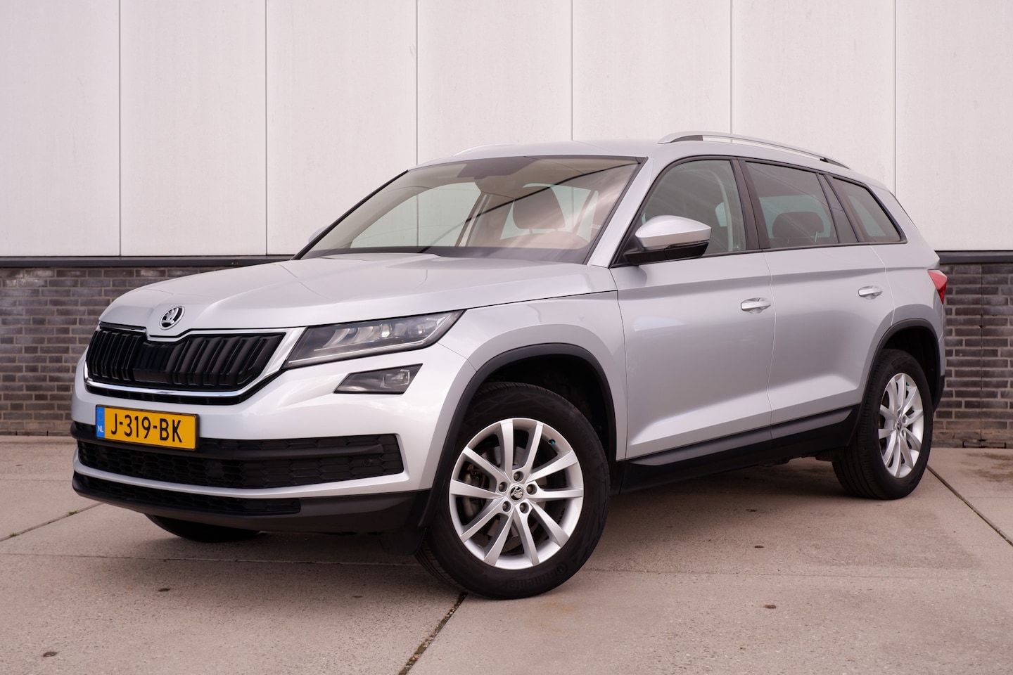 Skoda Kodiaq - 1.5 TSI Business Edition | Elek. Trekhaak | Camera | Carplay | LED | - AutoWereld.nl