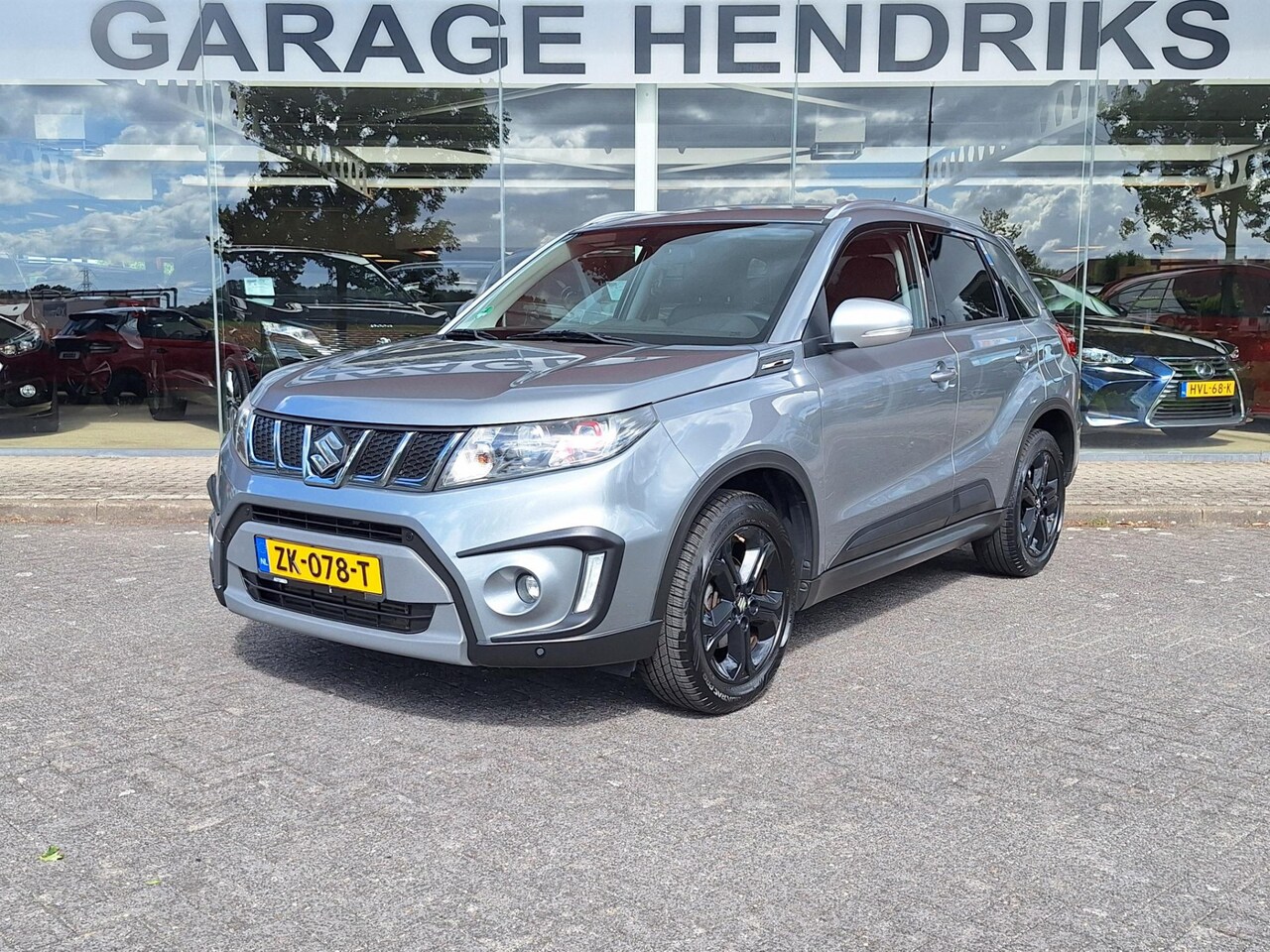 Suzuki Vitara - 1.4 S 140 pk | Trekhaak | Camera | Clima | Adaptive CC | LED | Stoel verwarming | occasion - AutoWereld.nl