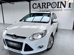Ford Focus - 1.0 EcoBoost Titanium 125PK 2013 Schuifdak Navi Xenon Parkpilot Motor Revisie
