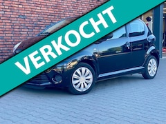 Toyota Aygo - 1.0 VVT-i Now NAP Airco/Elek.Ramen/Centr.Vergr