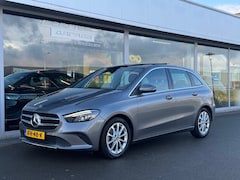 Mercedes-Benz B-klasse - 200 Progressive automaat / Panorama schuifdak / achteruitrijcamera /