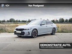 BMW 3-serie - Sedan 330e | M Sport | Glazen Panoramadak | Harman Kardon | Head-up Display | Trekhaak |