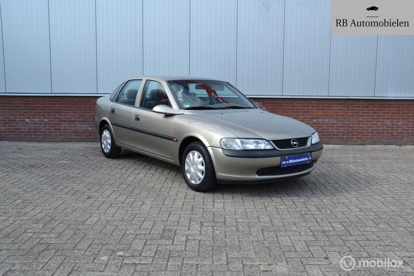 Opel Vectra - 1.6i GL Plus|25.224km|1996|1e eig|Nieuwsta|Airco - AutoWereld.nl