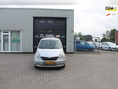 Toyota Yaris Verso - 1.3-16V VVT-i Luna
