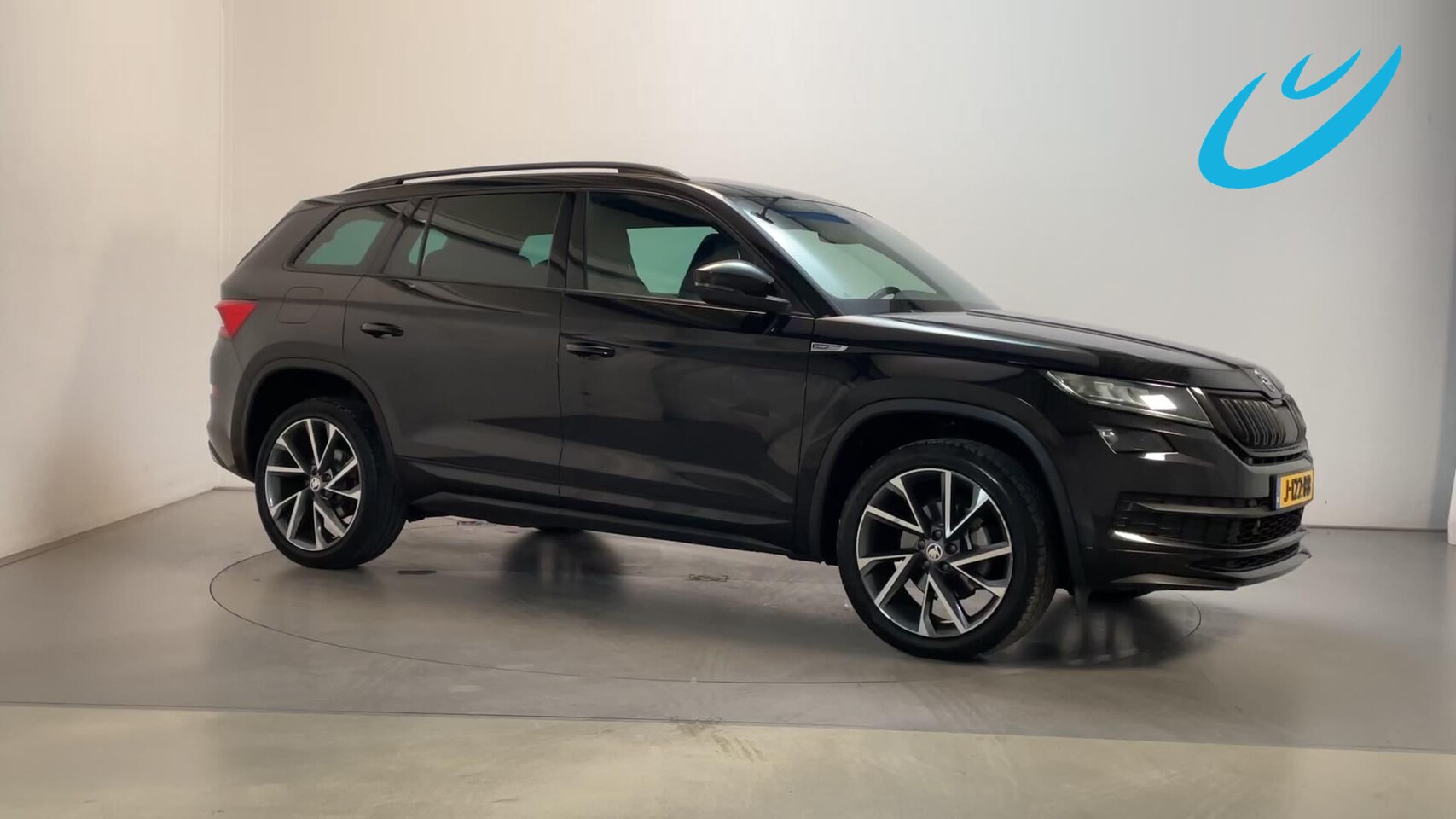 Skoda Kodiaq - 1.5 TSI 150pk DSG Sportline Business 7p. Camera Sfeerverlichting Alcantara Navigatie - AutoWereld.nl