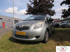 Toyota Yaris - 1.0 VVTi