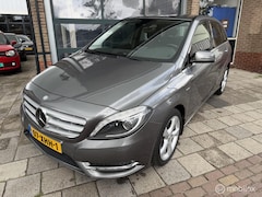 Mercedes-Benz B-klasse - 180 Ambition / Cruise / Airco / trekhaak /