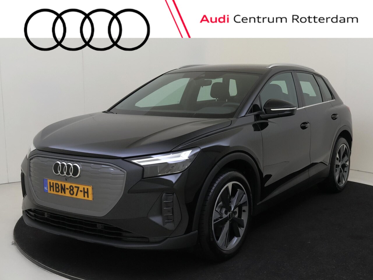 Audi Q4 e-tron - 45 quattro S Edition 82 kWh | lederen bekleding | 20 inch LM velgen | Achteruitrijcamera | - AutoWereld.nl
