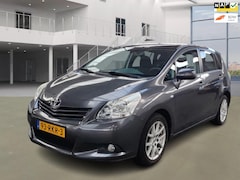 Toyota Verso - 1.8 VVT-i AUTOMAAT I Dynamic I PANO I CAMERA I TREKHAAK I CC