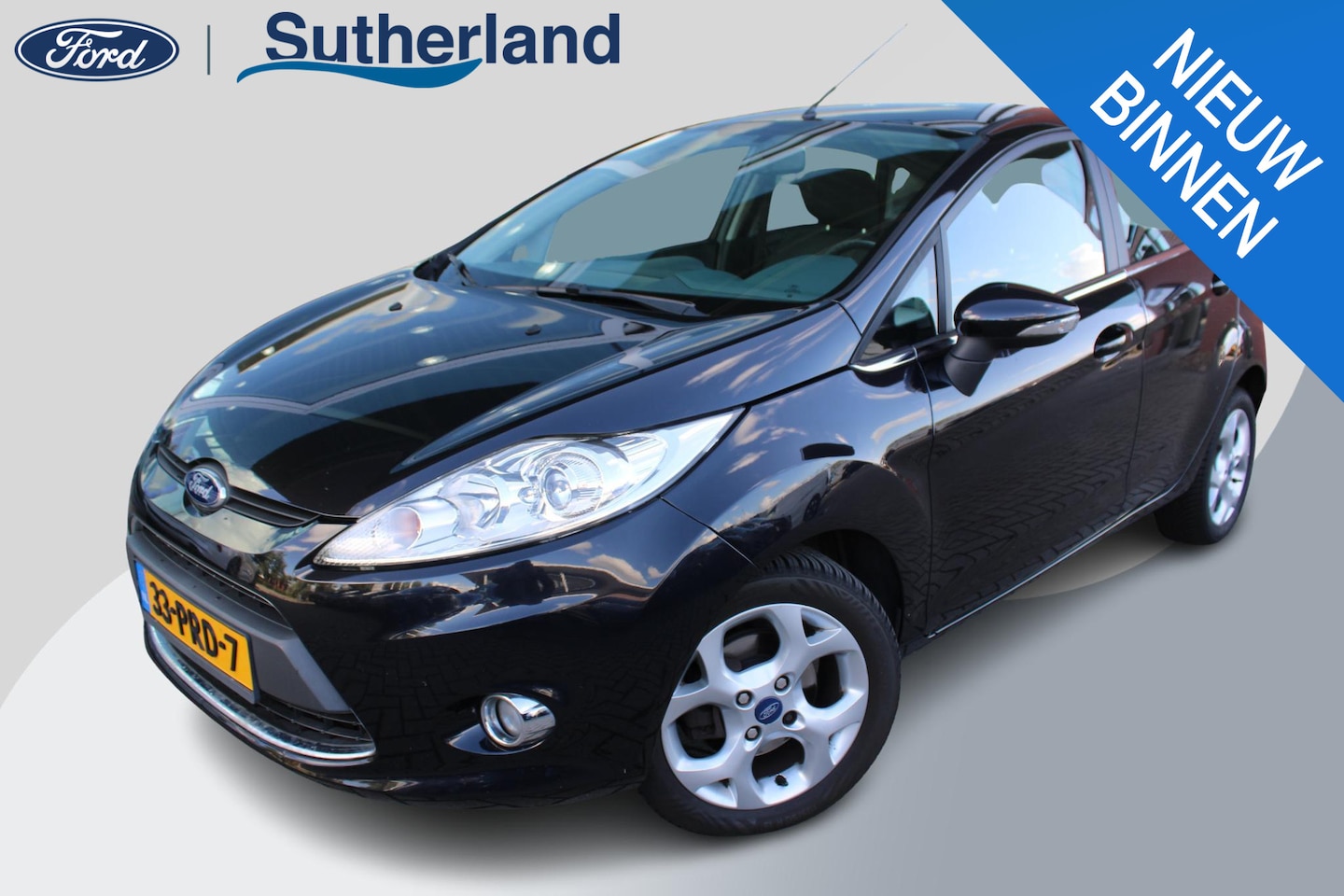 Ford Fiesta - 1.25 82 PK Titanium 5deurs | Airco | Allseasonbanden | Lichtmetalen Velgen | Electrische r - AutoWereld.nl