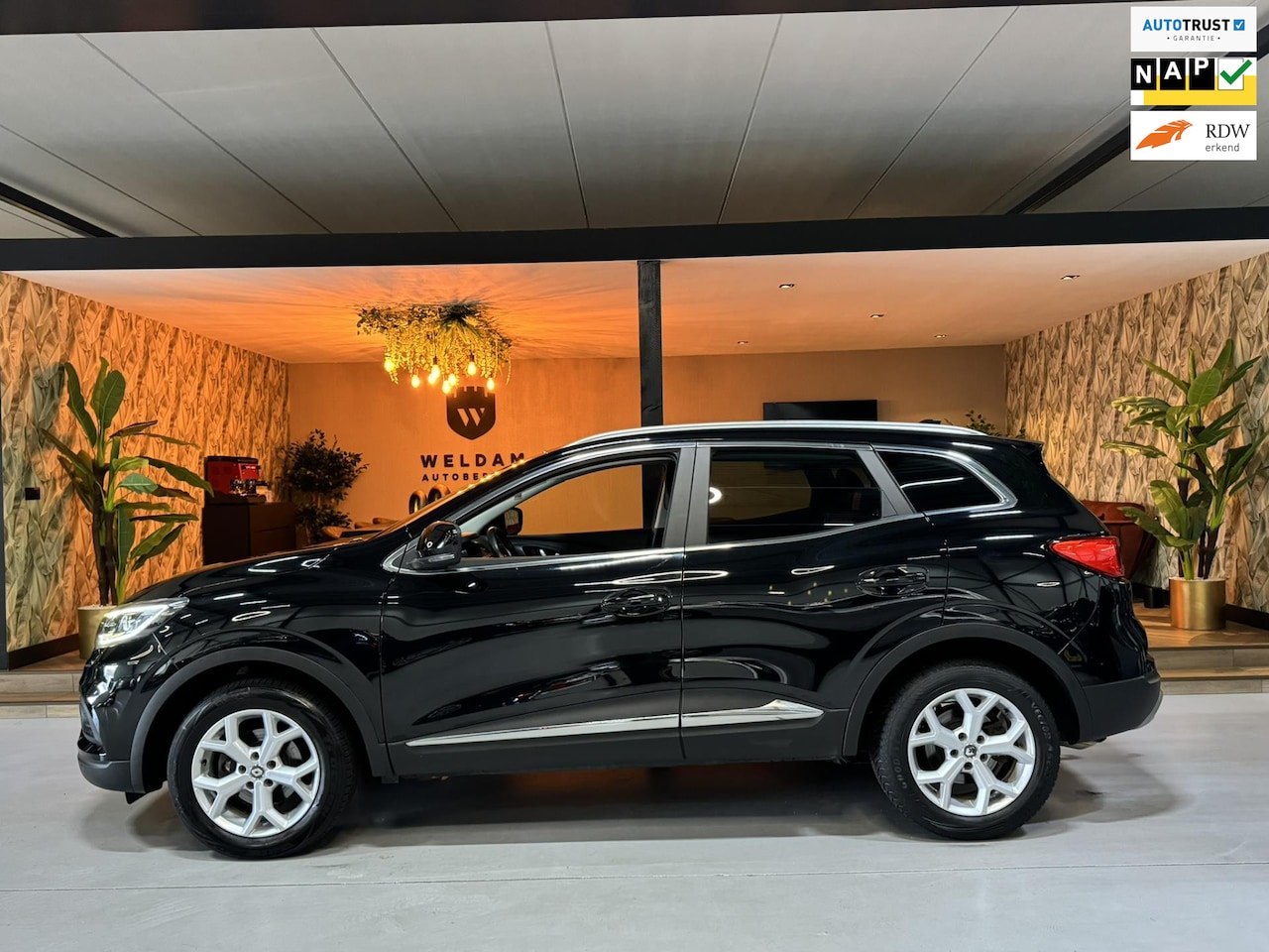 Renault Kadjar - 1.3 TCe Intens Garantie 140PK Camera Led PDC StoelVW AC Clima Navi Cruise Parkeerhulp Lane - AutoWereld.nl