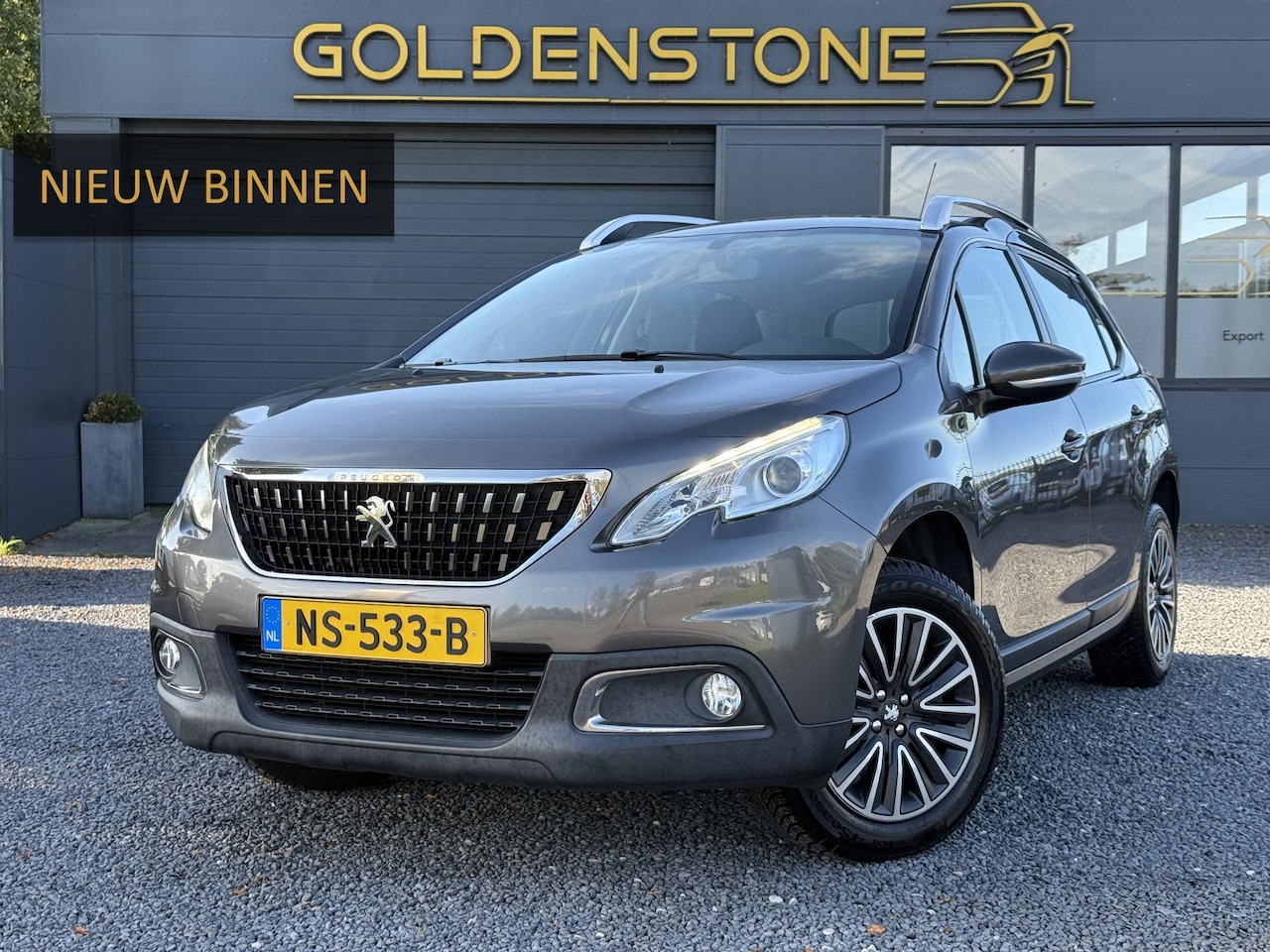 Peugeot 2008 - 1.2 PureTech Blue Lion Navi,Airco,Cruise,PDC,Trekhaak,Apple Carplay,N.A.P,APK tot 01-2026 - AutoWereld.nl