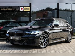 BMW 5-serie Touring - 530e xDrive M-SPORT - PANO - TREKHAAK - HARMAN - SOFTCLOSE