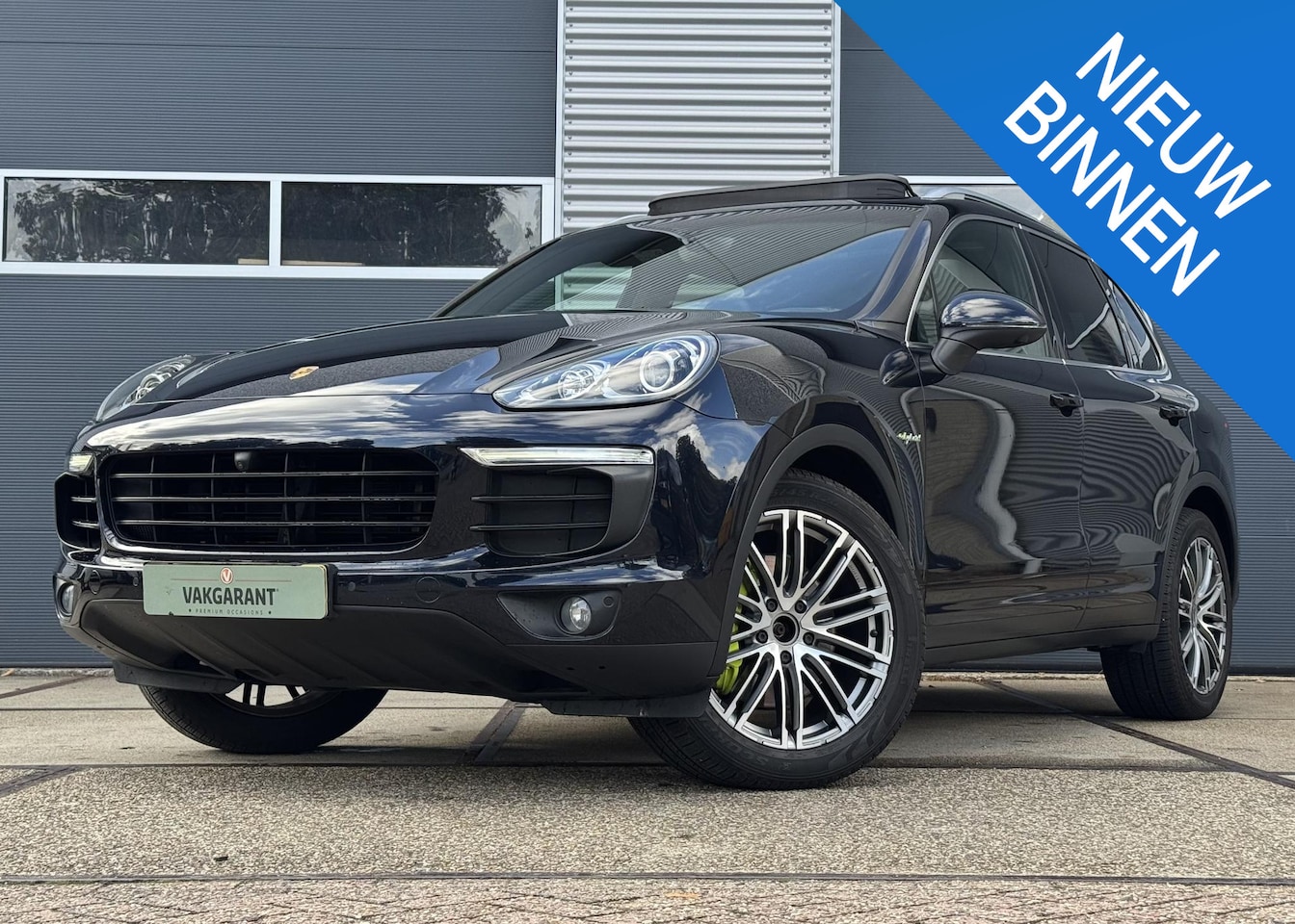 Porsche Cayenne - 3.0 S E-Hybrid Platinum Edition |Pano |360° |Memory |Carplay | - AutoWereld.nl
