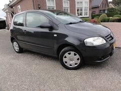 Volkswagen Fox - 1.2 Trendline A.P.K 27-09-2026