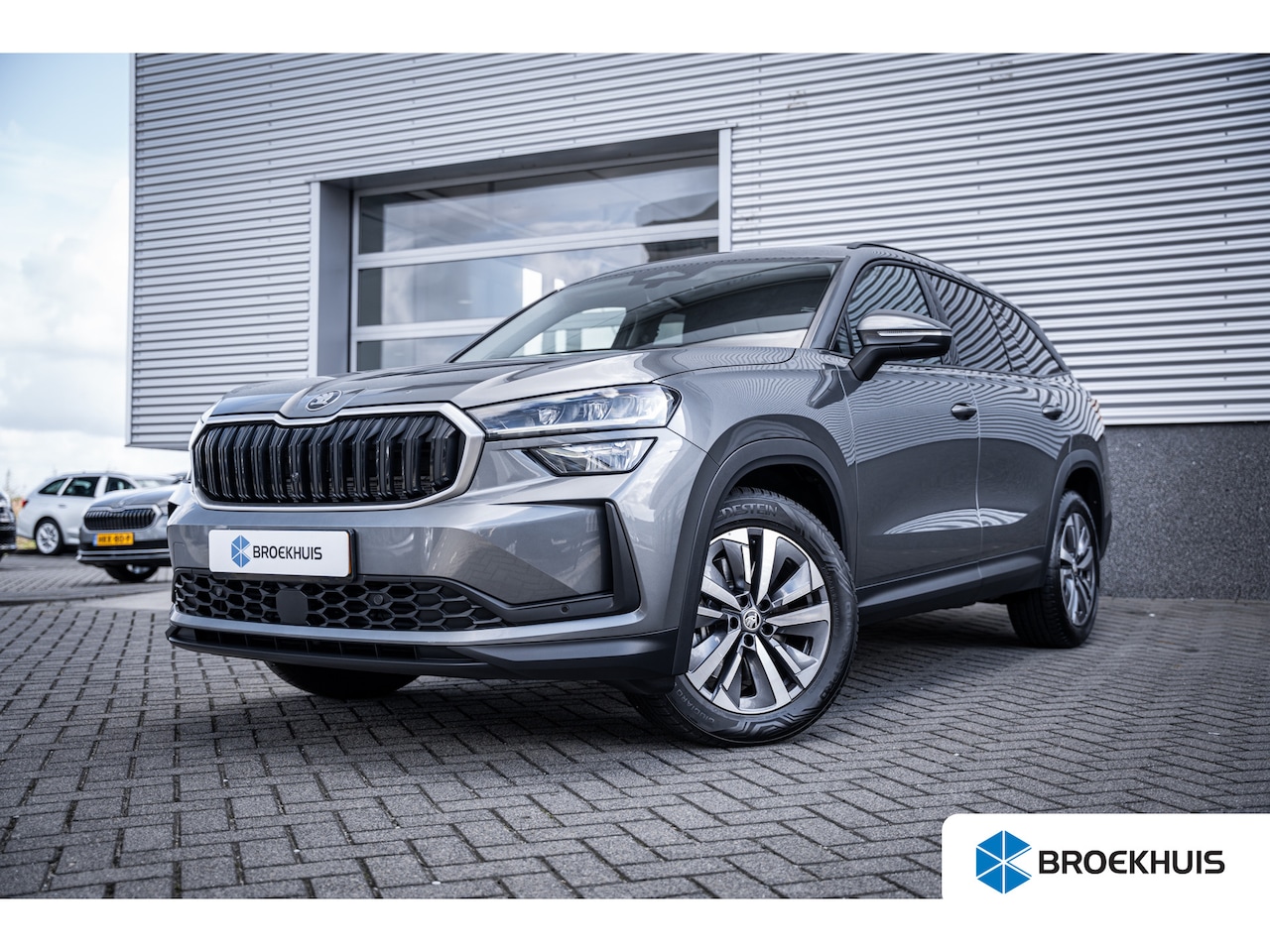 Skoda Kodiaq - 1.5 TSI MHEV Business Edition 7p. | Trekhaak uitklapbaar | Vierseizoenen banden | Voorstoe - AutoWereld.nl