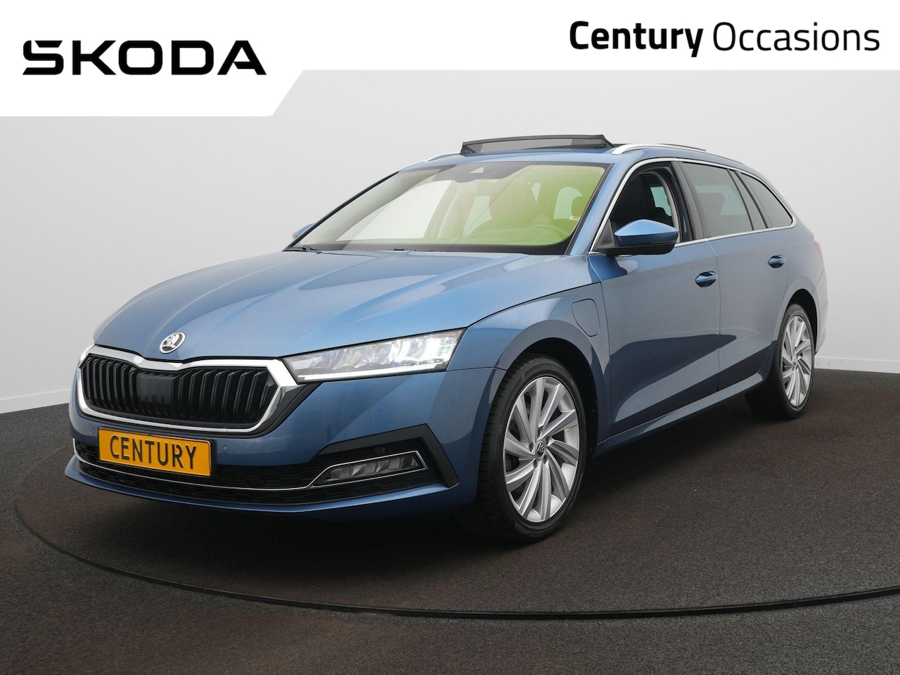 Skoda Octavia Combi - 1.4 TSI iV PHEV Business Edition | Panoramadak | Head Up | Comfort Stoelen - AutoWereld.nl