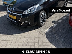 Peugeot 208 - 1.2 PureTech Allure | L.M. Velgen | Getint Glas | Groot Entertainment Navi Scherm