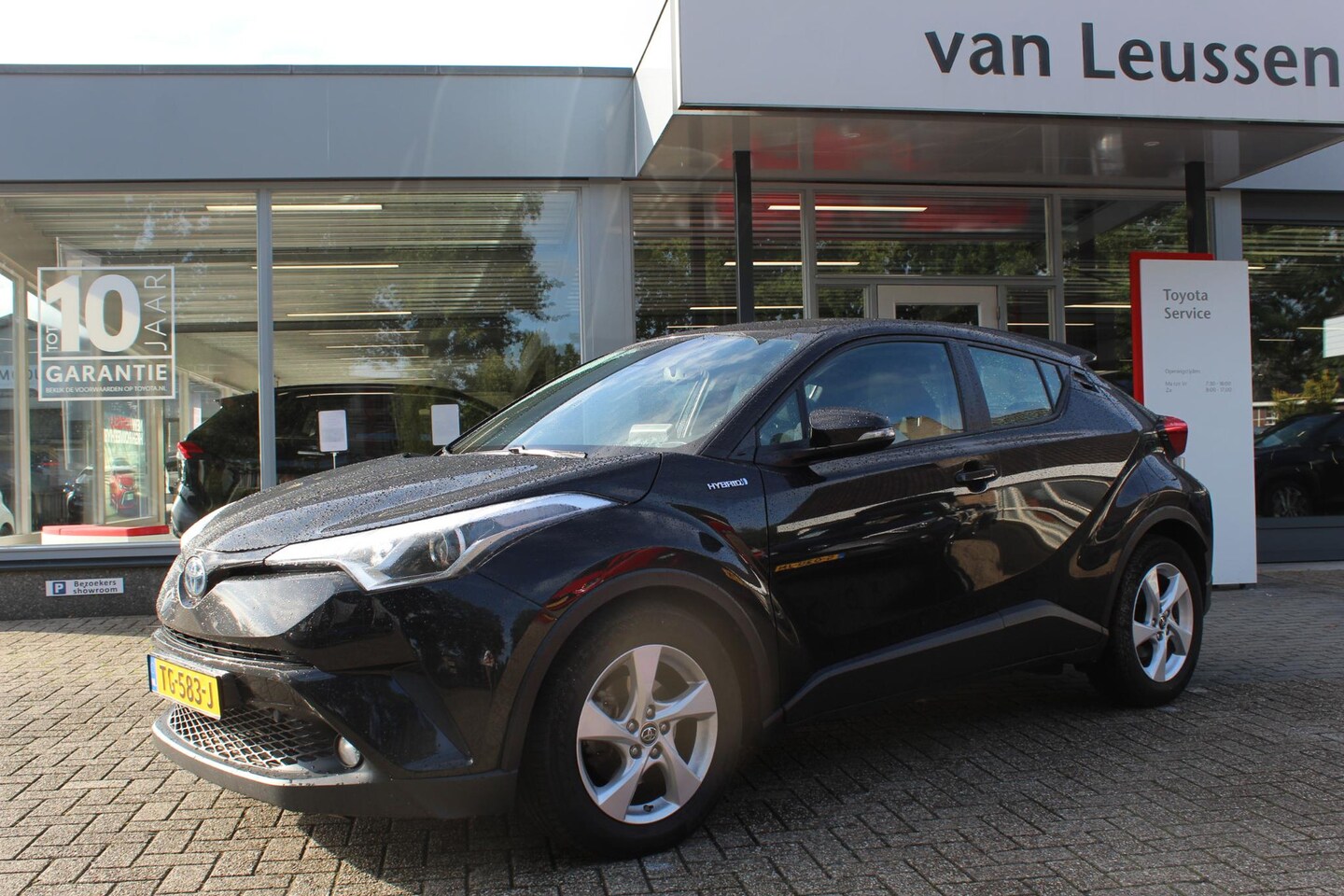 Toyota C-HR - 1.8 HYBRID TREKHAAK NL-AUTO - AutoWereld.nl